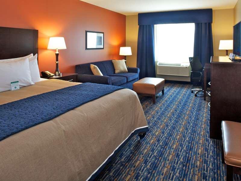 Grandstay Hotel & Suites Mount Horeb - Madison Номер фото