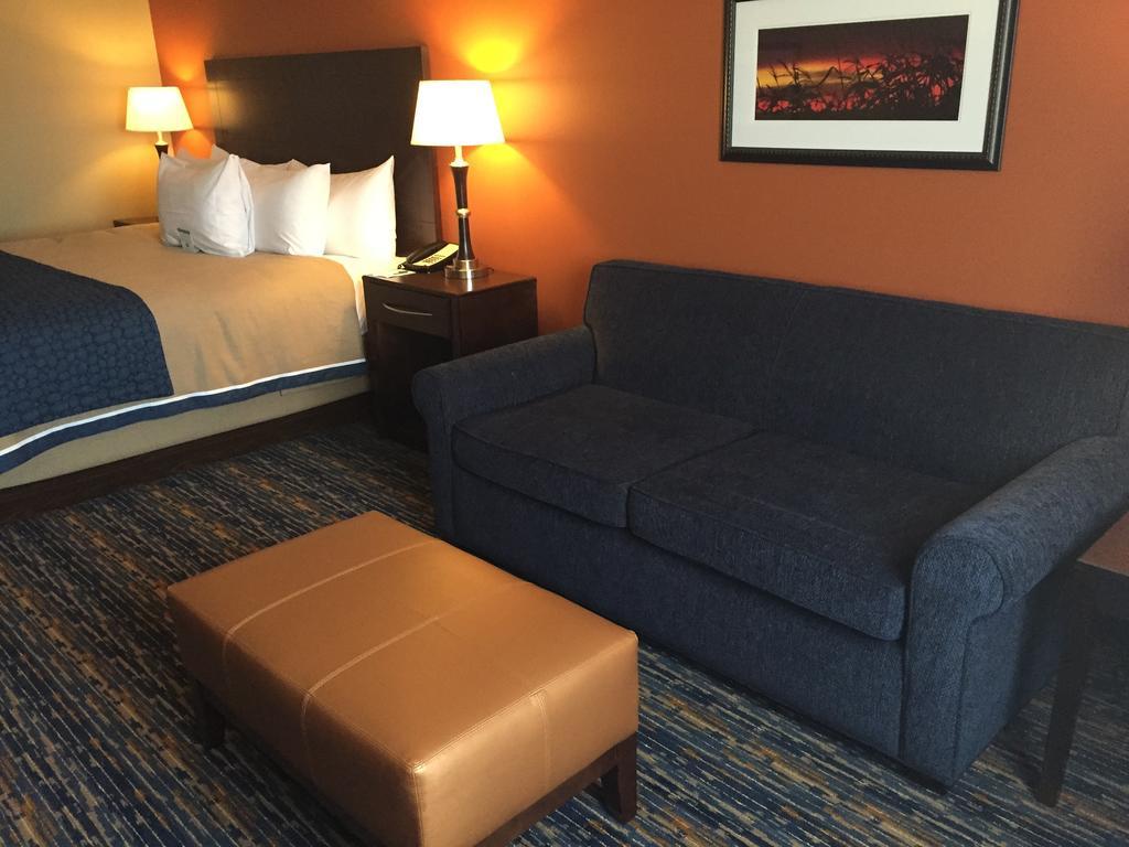 Grandstay Hotel & Suites Mount Horeb - Madison Номер фото
