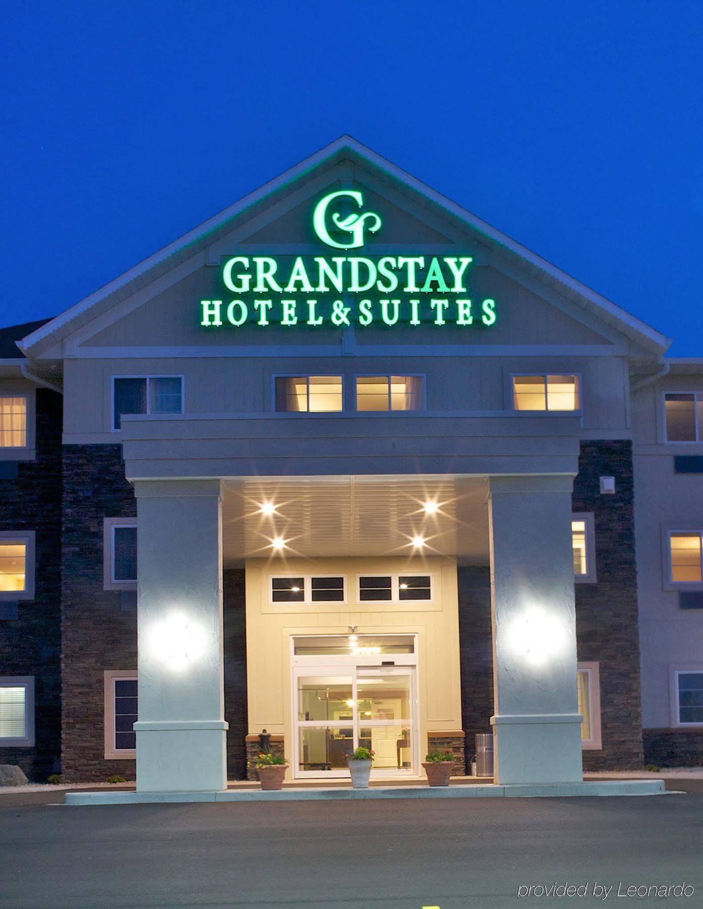 Grandstay Hotel & Suites Mount Horeb - Madison Экстерьер фото